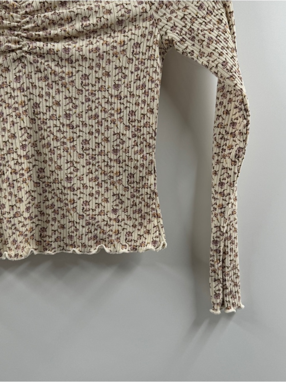 RSQ Floral Ribbed Long Sleeve Top – Women’s XS - Picture 3 of 8